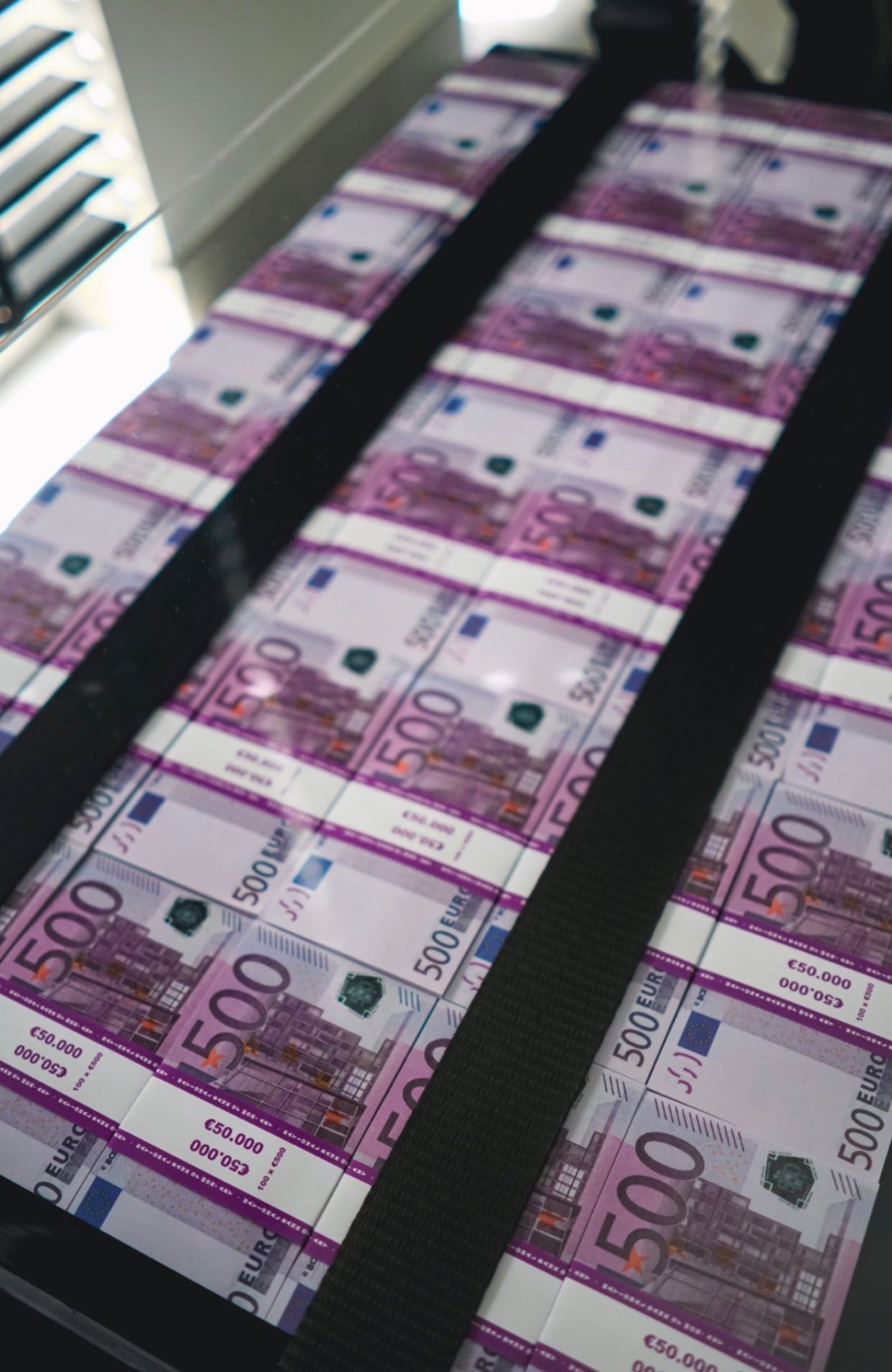 STRAPS & 500’s €