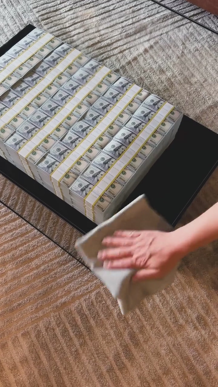 GLASS & CASH